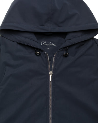 Kapuzengilet, Tech