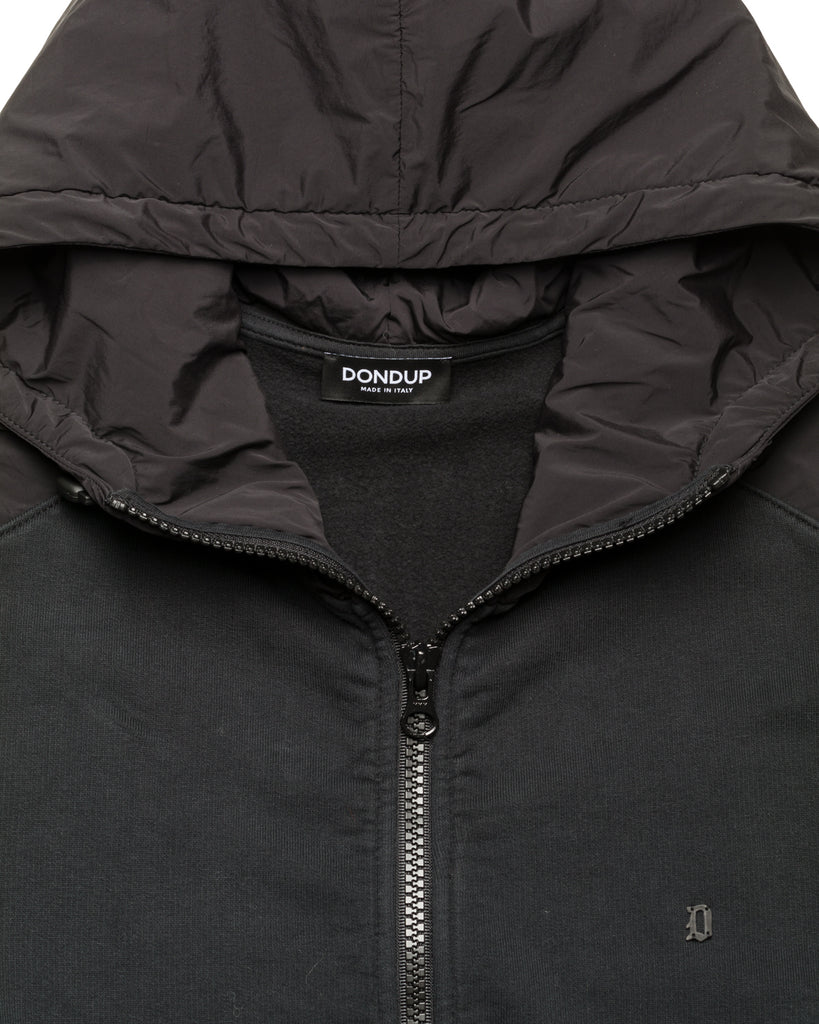 Kapuzenjacke, Materialmix