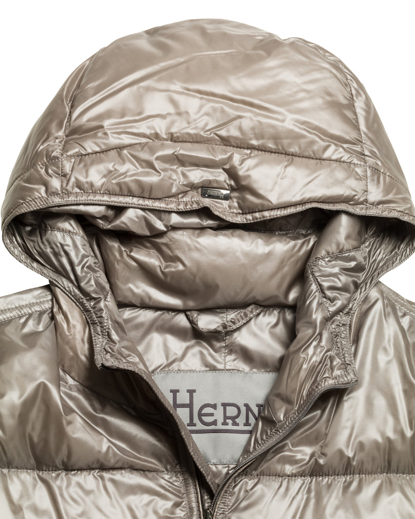 Ultraleichte Daunenjacke